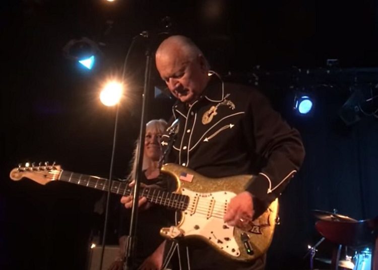 Muere Dick Dale, pionero y rey de la música surf