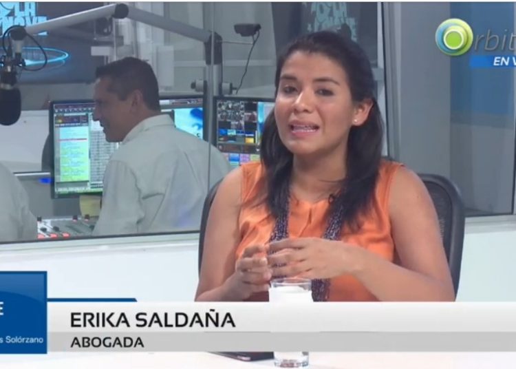 Erika Saldaña: “El desprestigio de la Asamblea motiva la reducción del número de diputados»