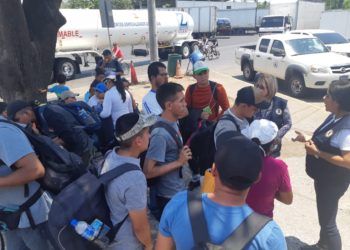 (VIDEO) Nueva caravana de salvadoreños busca el sueño americano