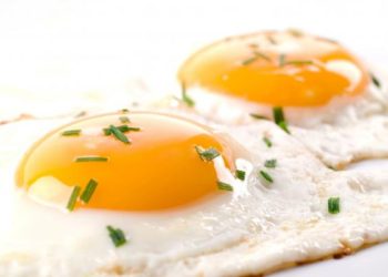 Conozca lo que tres o más huevos a la semana pueden causarle a su salud