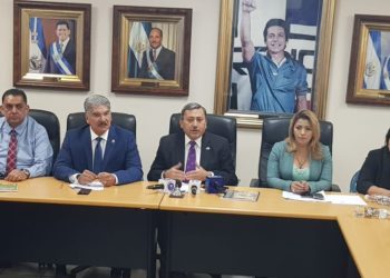 ARENA “retira ficha” en meter a privados a decidir sobre el agua