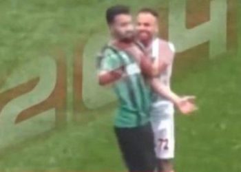 Futbolista intentó cortarle la yugular a un rival con una cuchilla en Turquía