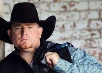 Cantante de country muere tras un disparo accidental durante el rodaje de un video