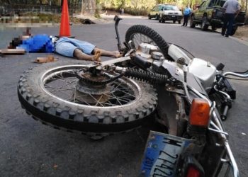 Motociclista muere en Cabañas
