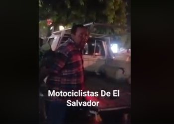 (VIDEO) Motociclistas golpean a conductor borracho que intentó atropellarlos