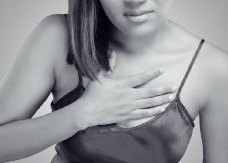 Síntomas de paro cardíaco en mujeres