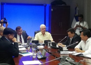 Rodolfo Parker renuncia a comisión ad-hoc que estudia la ley de Reconciliación, por críticas recibidas