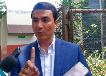 Miguel Pereira acompaña lucha contra no privatización del agua