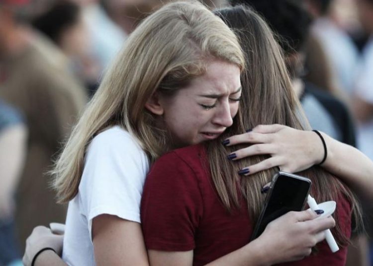 Se suicida segundo sobreviviente de la masacre en Parkland