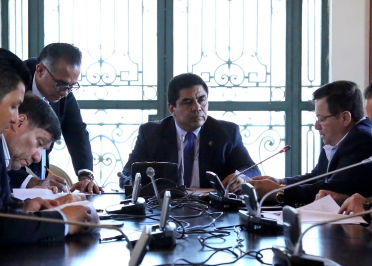 Diputados inician este lunes entrevistas de aspirantes a procurador general