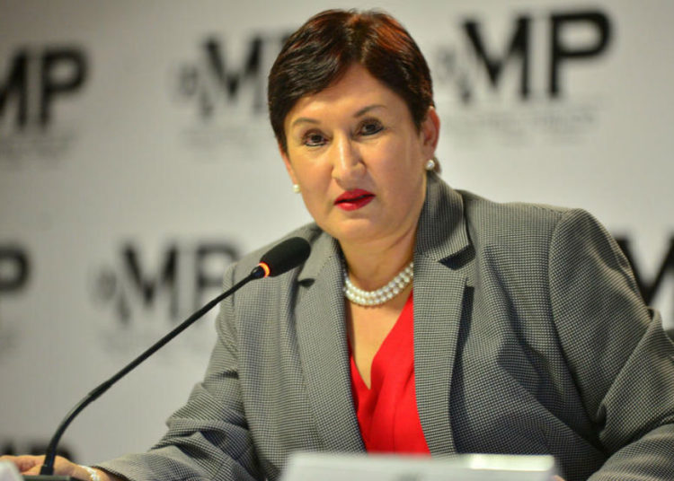 Exfiscal guatemalteca oficializa su candidatura por la presidencia prometiendo el fin de la corrupción