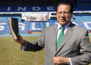 Carlos Rivas: “Tratan de hacer leña del árbol caído”