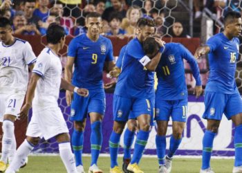 El Barcelona busca reforzar su ataque con un seleccionado de Brasil