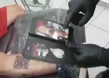 Hincha de River Plate se tatúa código QR para recordar la final de la Libertadores contra Boca Juniors