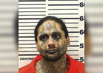 Asesino convicto tortura “atrozmente” y decapita a su compañero de celda en Estados Unidos