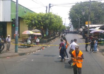 Balacera frente a mercado Excuartel deja dos personas heridas
