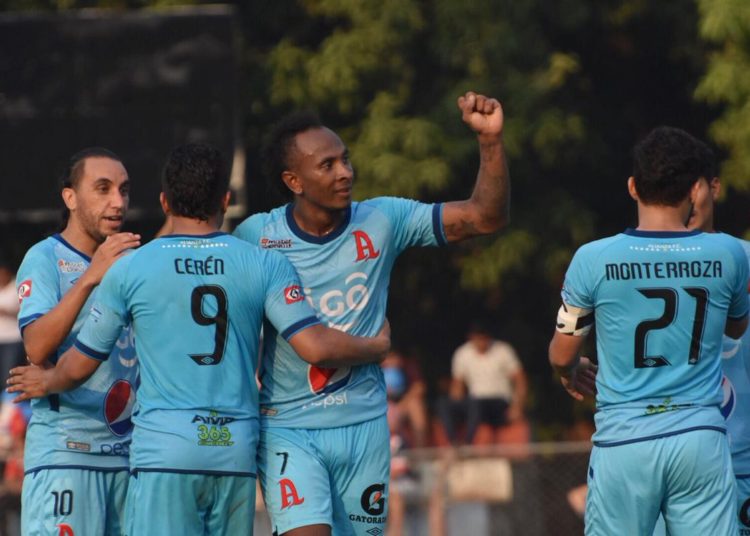 Alianza manda a segunda división a Luis Ángel Firpo