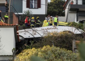Accidente de tránsito deja 28 muertos en Portugal