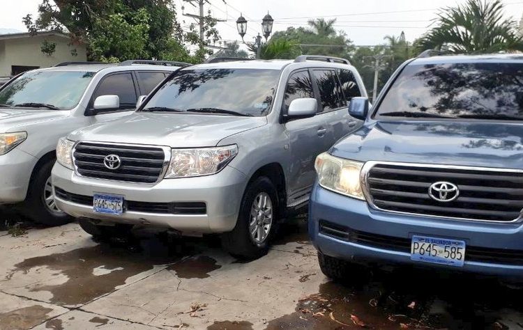 Asamblea subastará tres camionetas de lujo asignadas a Junta Directiva