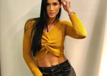 (VIDEO) Exvoleibolista brasileña se desmaya en plena entrevista