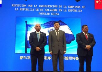 El Salvador abre embajada en China