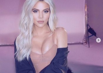 «La mujer de los 14 dedos”, el nuevo apodo de Khloé Kardashian por este error de photoshop. ¿Usted lo nota?