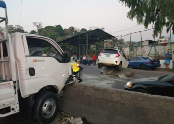 Triple accidente genera caos en la carretera Troncal Norte