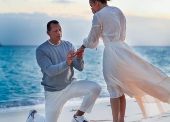 JLO toma acciones preventivas interponiendo una cláusula pre nupcial por infidelidad