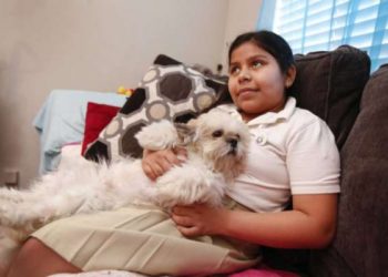 Niña salvadoreña no será deportada y podrá pedir asilo en EE.UU.