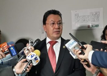 Numan Salgado asegura que a ningún presidente se le ha tratado tan mal como a Bukele