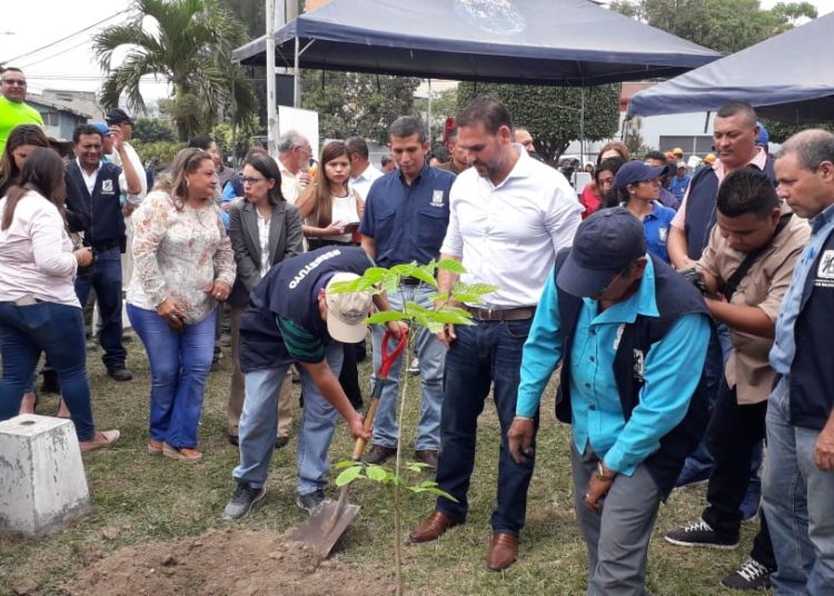 Alcaldía de San Salvador lanza corredor ecológico para recuperar zonas verdes