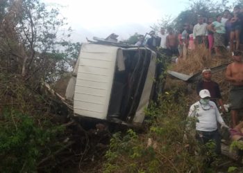 Al menos cinco muertos en accidente de tránsito en Usulután