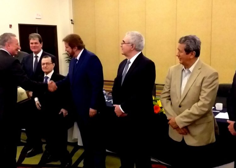 Luis Cardenal continuará presidiendo la ANEP