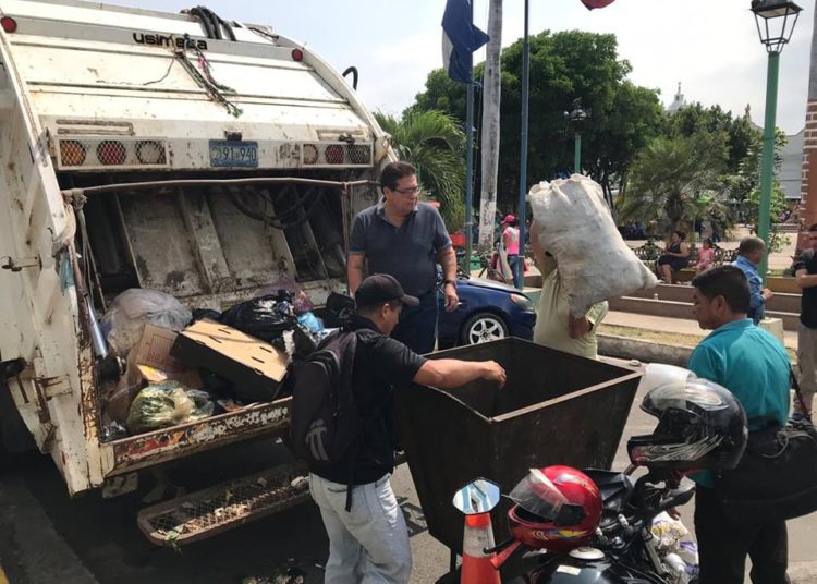 Pandillas paralizan servicios en alcaldía de Apopa