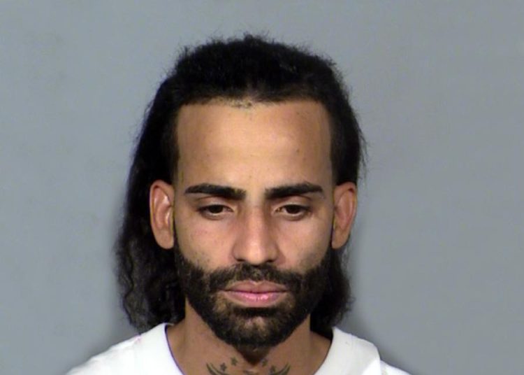 Arcángel fue arrestado por golpear a su pareja impidiéndole asistir a los Billboards