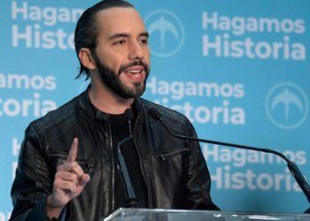 A propósito del derrumbe en Los Chorros, Bukele insiste en su idea de un tren que cruce todo El Salvador