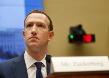 El gobierno de EE.UU. podría regular el control de Zuckerberg sobre Facebook
