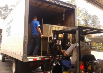 A juicio empresario de mudanza internacional acusado de estafa