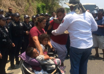 México desarticula por primera vez una caravana de migrantes centroamericanos