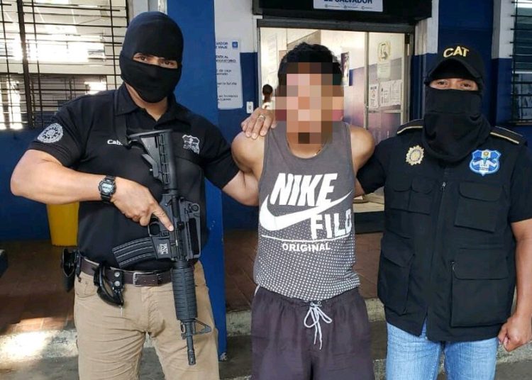 PNC de Guatemala captura a pandillero salvadoreño acusado de doble homicidio