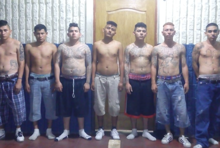 Detienen a seis pandilleros en casa “destroyer” de Ilopango