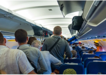 Pasajeros vomitan en pleno vuelo en EE.UU.