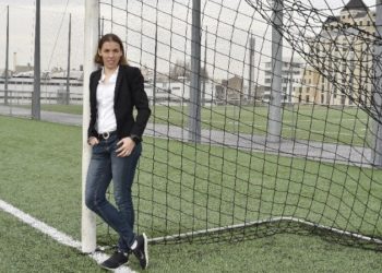 Por primera vez una mujer arbitrará un partido en la Ligue 1 de Francia