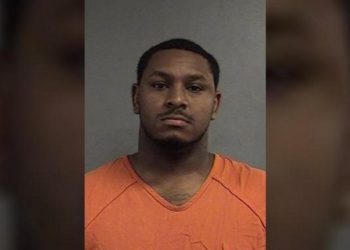 Padre mata a su hijo de un mes porque perdió en un videojuego