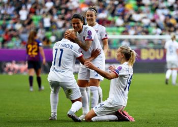 El Olympique de Lyon se proclama campeón de la Champions League tras golear al Barça