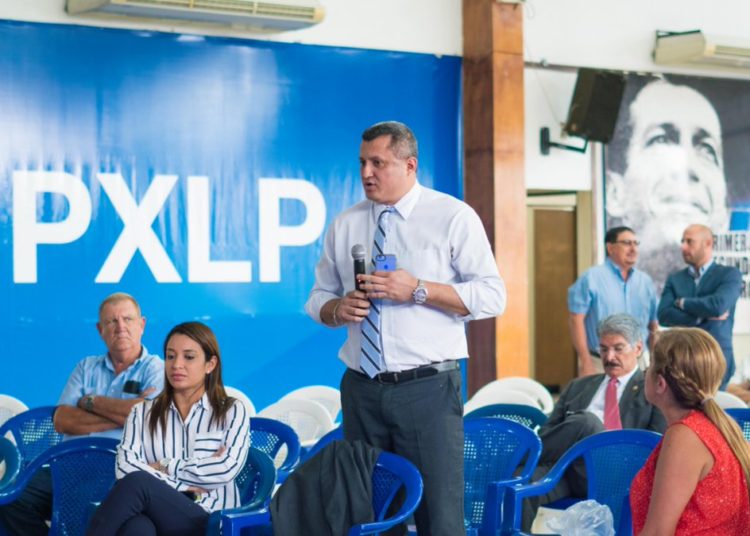 Comisión Política de ARENA somete a consulta reforma de estatutos con diputados y alcaldes