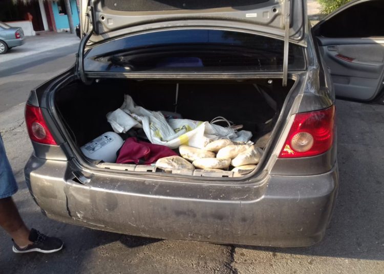 Capturan a dos sujetos y les decomisan 10 libras de marihuana en Morazán