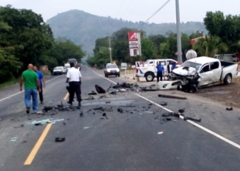 Un muerto y cuatro lesionados deja accidente de tránsito en San Vicente