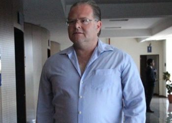 Trabajo comunitario para psiquiatra que intentó drogar a paciente para agredirla sexualmente