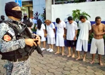 (VIDEO) Operativo policial deja 29 delincuentes capturados en San Salvador